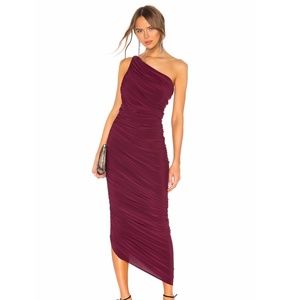 - NEW Norma Kamali Diana Gown WNTR10